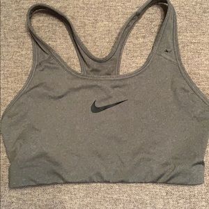 gray nike sports bra